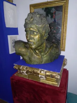 Andas/trono decorativo dorado