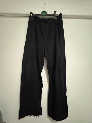 Pantalón negro Shein talla 14-15 años