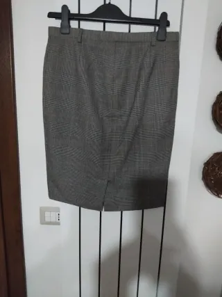 Gonna Diana Gallesi a quadri grigia nero