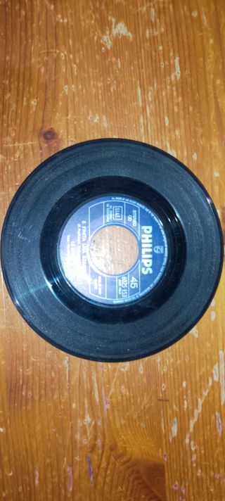 Le Orme 45 Giri Canzone d'amore / È finita