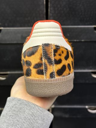 Adidas Samba OG Leopardo Rojo Talla 37