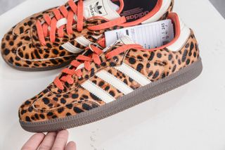 Adidas Samba OG Leopardo Rojo Talla 37