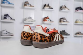 Adidas Samba OG Leopardo Rojo Talla 37