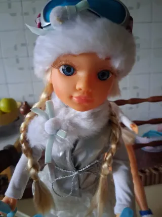Nancy Esquiadora Muñeca