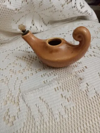 Piccola lucerna in terracotta