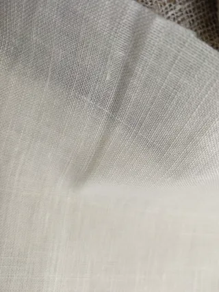 Retal tela beige con estampado rojo