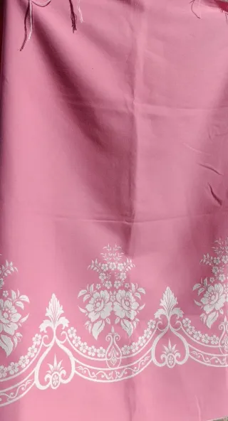 Tela refajo bordado.