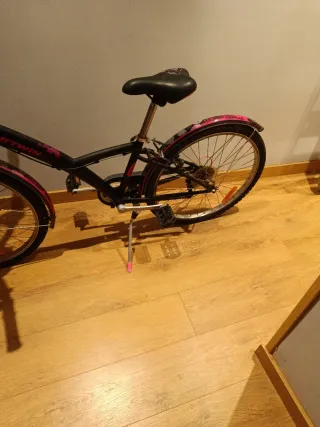 Bicicleta BTWIN 500 Negra y Rosa