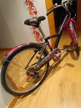 Bicicleta BTWIN 500 Negra y Rosa