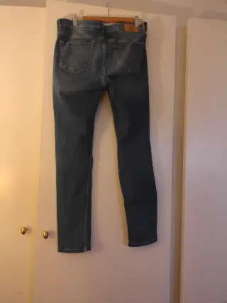 Pantalón vaquero azul talla 44