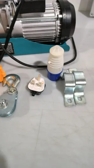 Polipasto Eléctrico KATSU 400-800KG W31Y0670