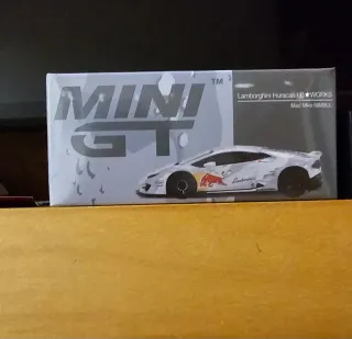 Mini GT Lamborghini Huracan GT