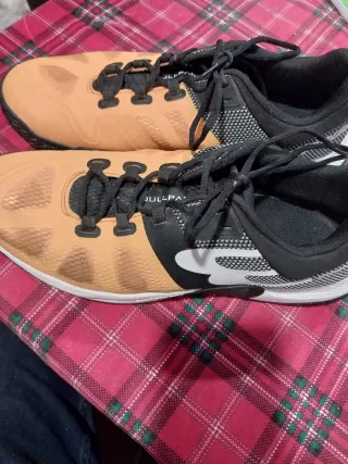 Zapatillas Padel Tenis COMFORT. Talla 42,5