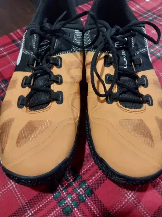 Zapatillas Padel Tenis COMFORT. Talla 42,5