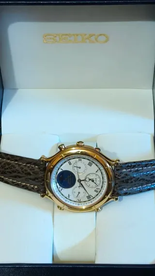 Seiko Discovery Moon Phase