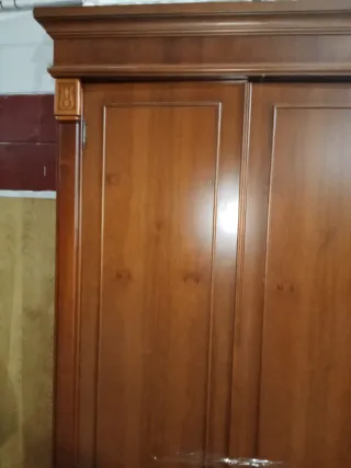 Cómoda con cajonera y espejo