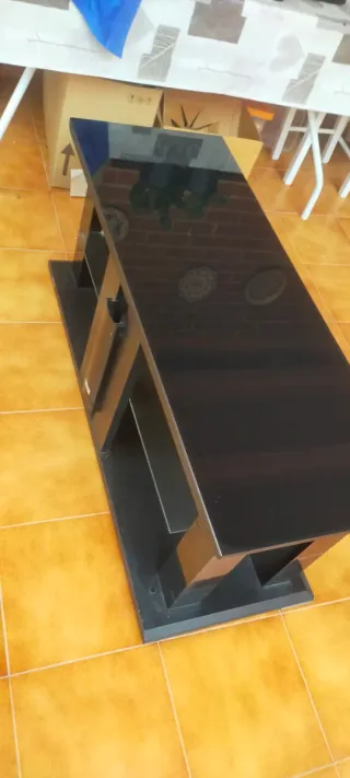 Mesa TV madera y cristal negro