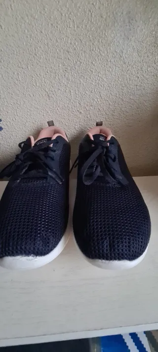 Zapatillas Skechers Go Walk Azul y Rosa