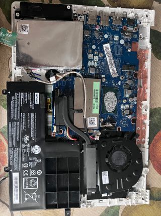 Lenovo 510 - Portatil para aprovechar piezas