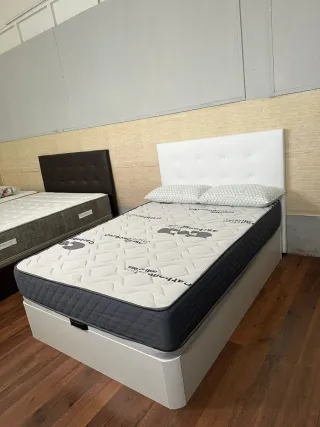 Canapé canapé canapé