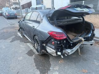 Mercedes-Benz Clase C 2024 dana