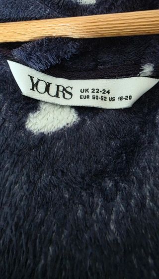 Albornos o bata con capucha