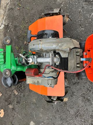 Motoazada Agria 3001