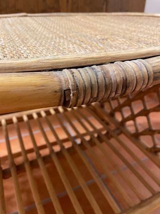 Mesa auxiliar mimbre y madera ovalada