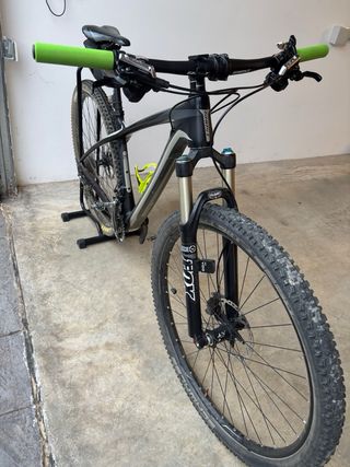 Bicicleta MTB 29 Carbono Ghost