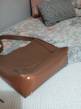Bolso de hombro Zara marrón