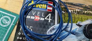 Kit Revell Shelby Badger airbrush e acessorios