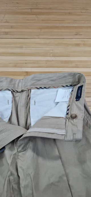 Bermuda Burberry Talla 40 Pinza Beige