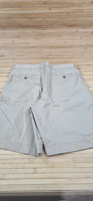 Bermuda Burberry Talla 40 Pinza Beige