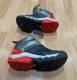 Botas de montaña niño