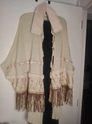 Poncho Chal Argentino Lana Acrílica Piel Conejo