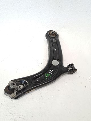 BRAZO SUSPENSION INFERIOR DELANTERO DERECHO VOLKSWAGEN PASSA