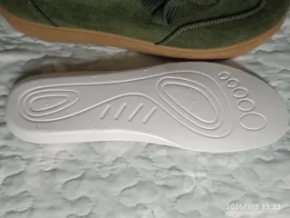 Zapatillas retro casual a estrenar N°42