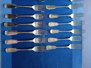 Set di posate inglesi