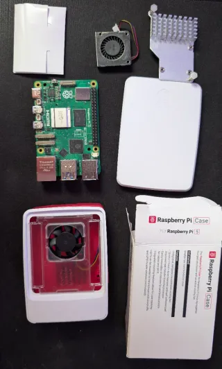 Raspberry Pi 5 (4GB)
