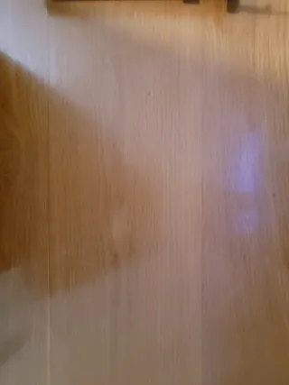 Escritorio madera maciza con cajonera