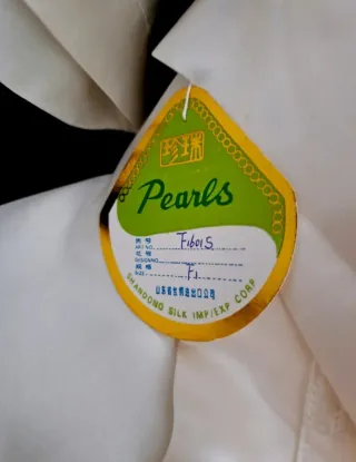 REBAJADA HOY! Bata kimono seda bordada talla única