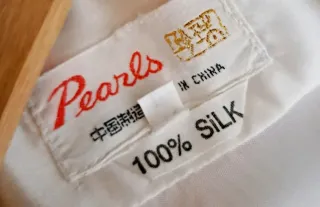 REBAJADA HOY! Bata kimono seda bordada talla única