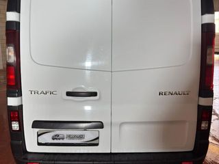 RENAULT Trafic Furgon 29 L2H1 Energy BluedCi 107 kW