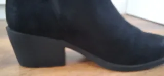 Botines negros talla 37