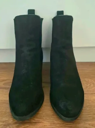 Botines negros talla 37