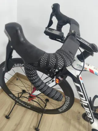 Bicicleta Carretera Colver Invicta Carbon