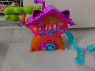 Casa de juguete de bebe llorones y the besties