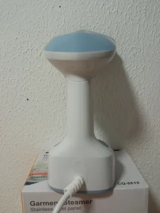 Vaporizador de ropa portátil sin usar