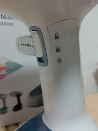 Vaporizador de ropa portátil sin usar