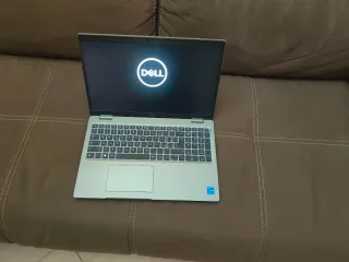 Portatile Dell 5530 i7 8gb RAM ssd 256gb 15.6